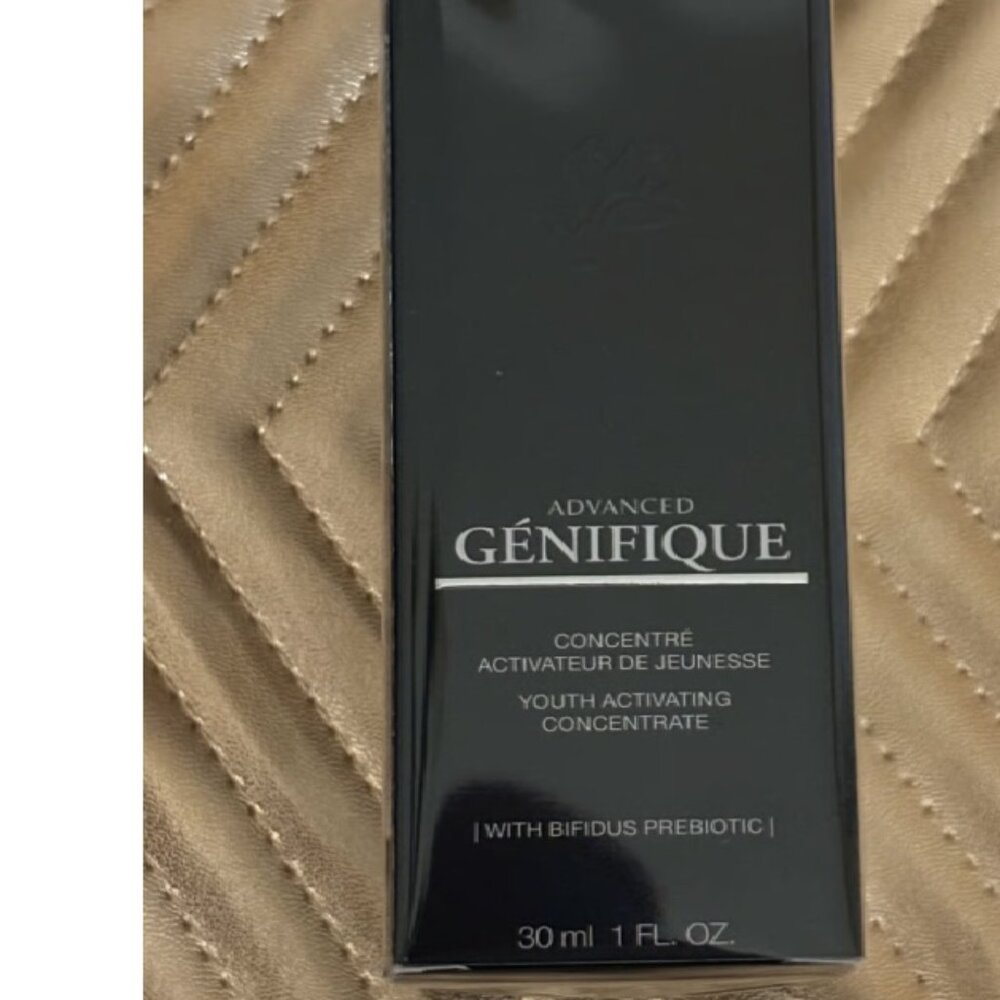 ***1 OZ    *** Lancome Genifique Ultimate Serum 1oz New no box - Picture 2 of 6